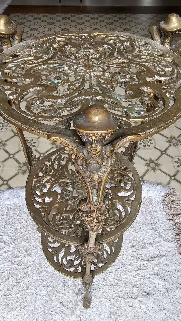 Mesinha bronze maciço  - Foto 3