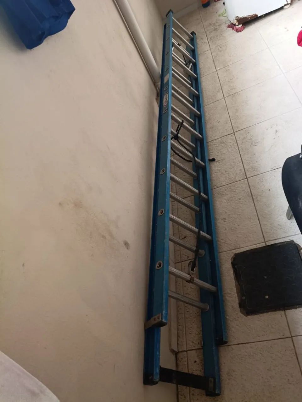 Escada - Foto 4