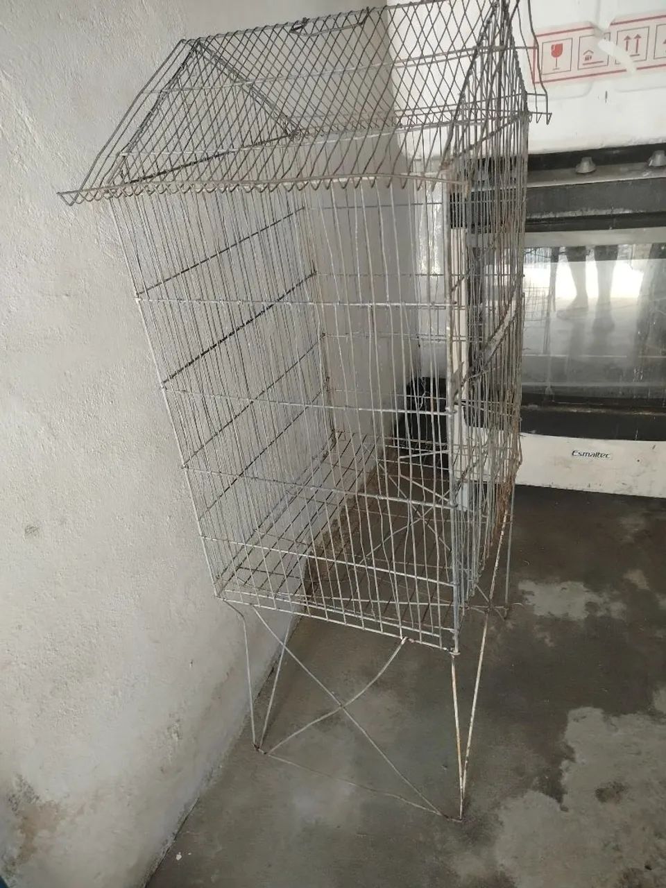 Viveiro para calopsita ou pássaros do mesmo porte medindo 1,17 /50 /38 - Foto 2