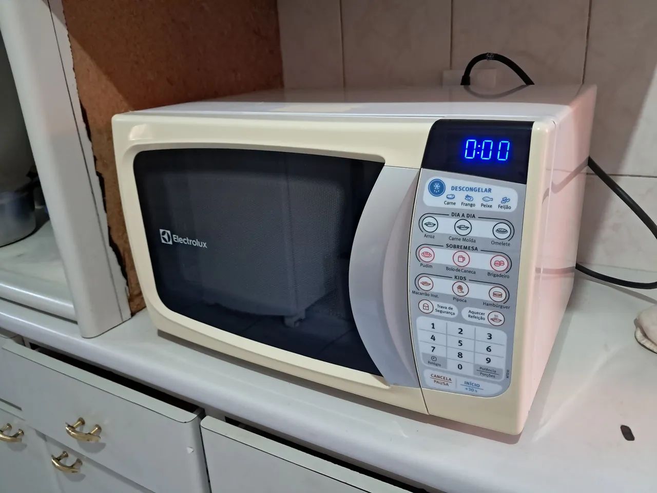 Microondas Electrolux 18 litros  - Foto 2