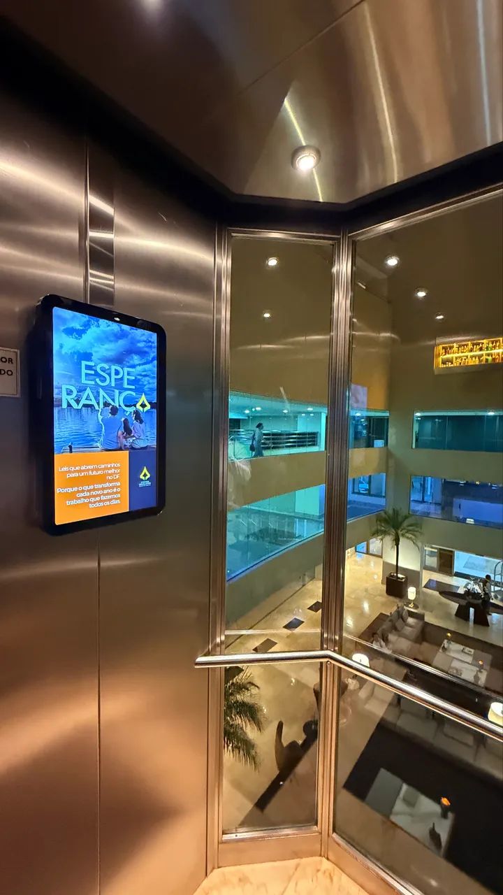 Monitor para Elevador - All In One - Mídia OOH - Foto 4