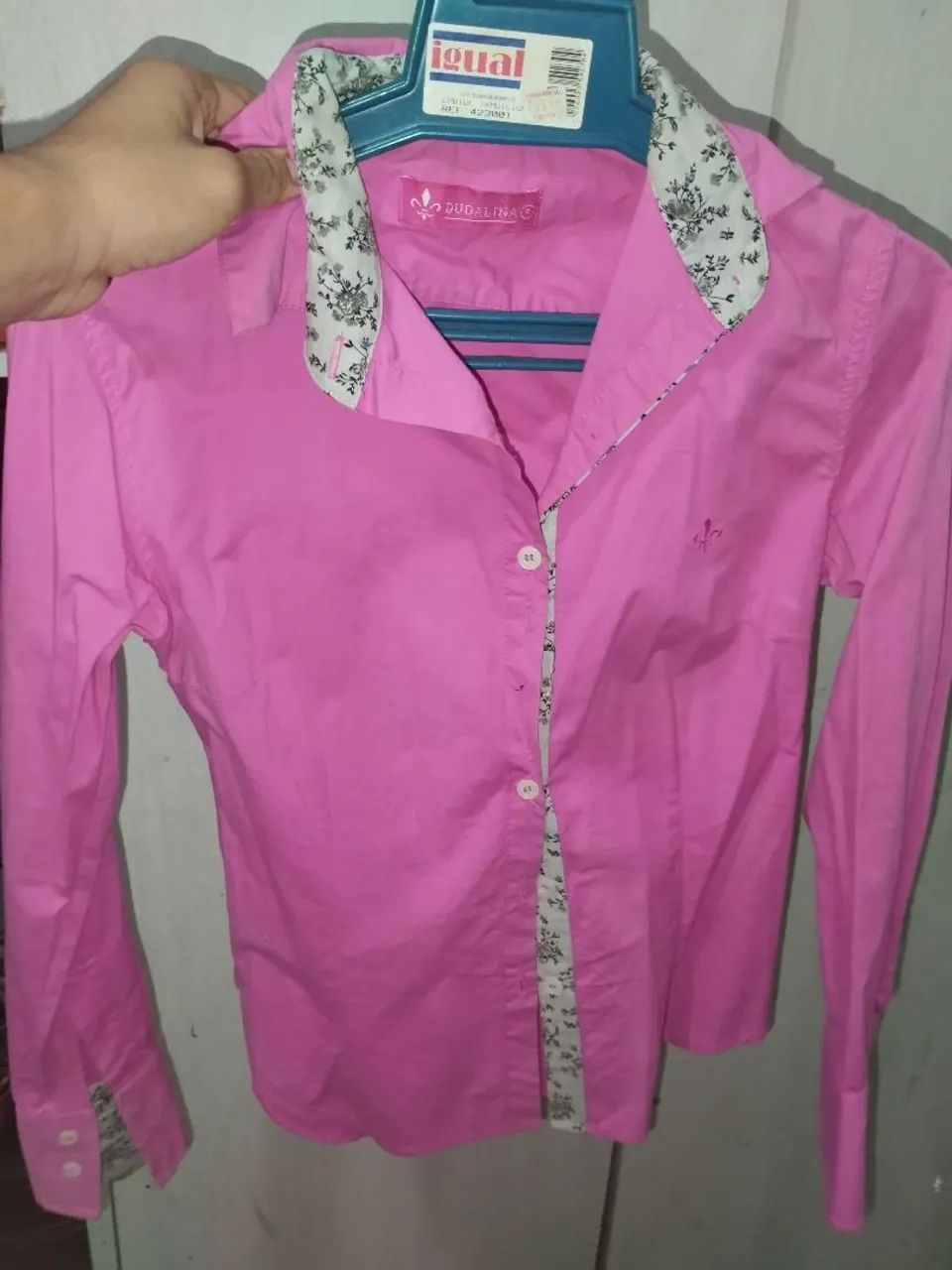 Camisa rosa com botão  - Foto 3