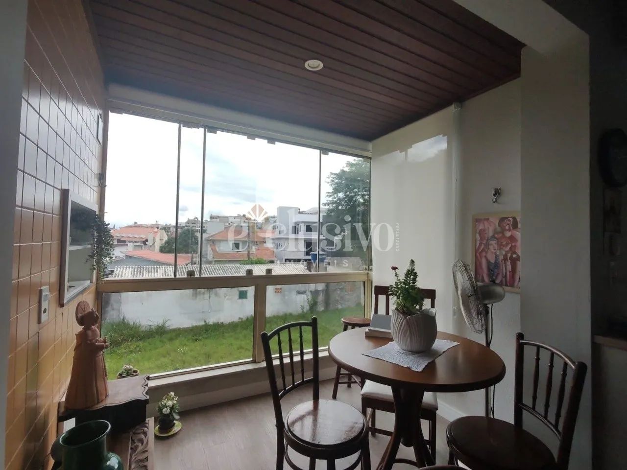 Apartamento 2 dormitórios em Coqueiros - Foto 5