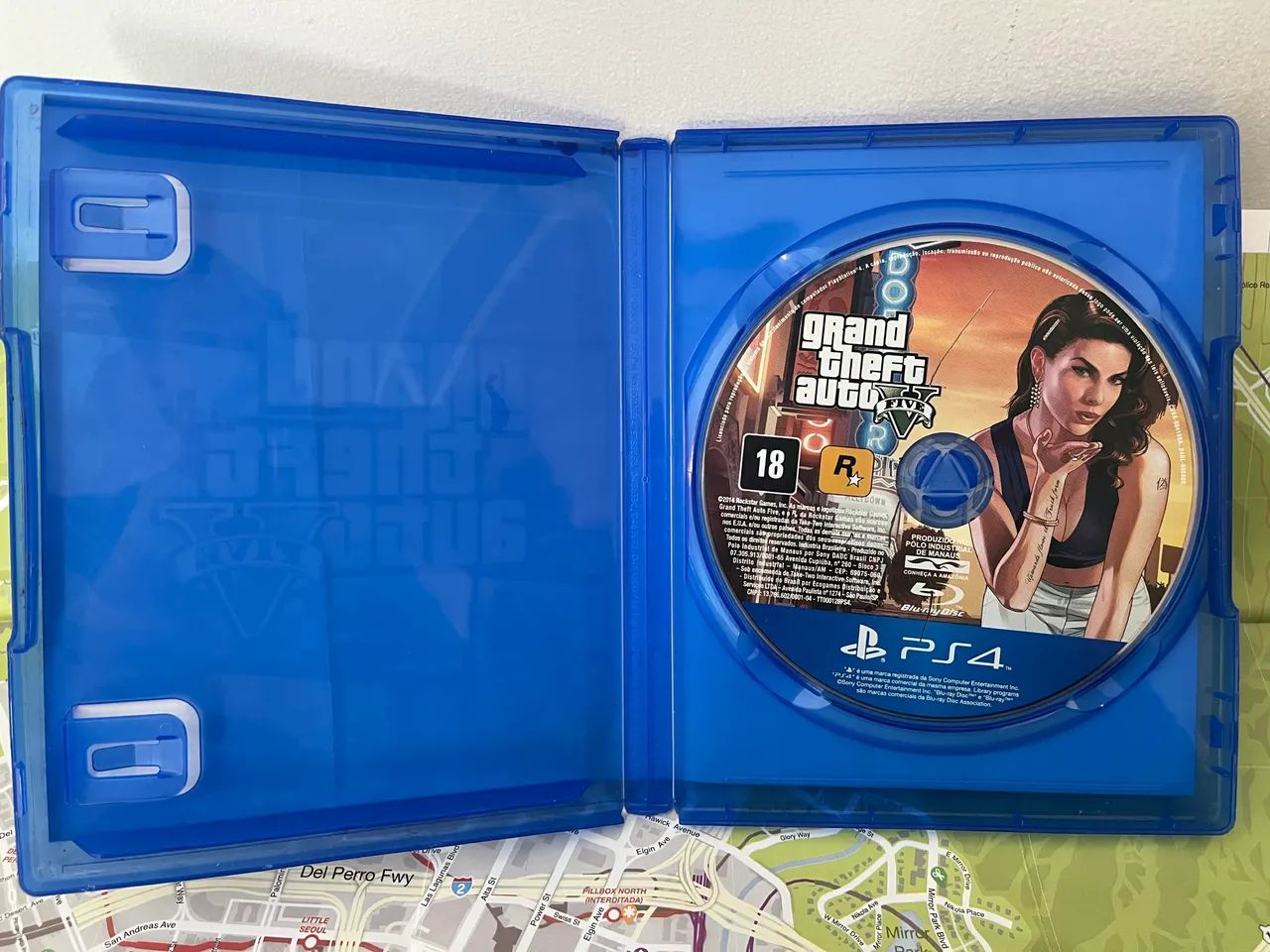 GTA 5 com mapa - PS4 - Foto 2