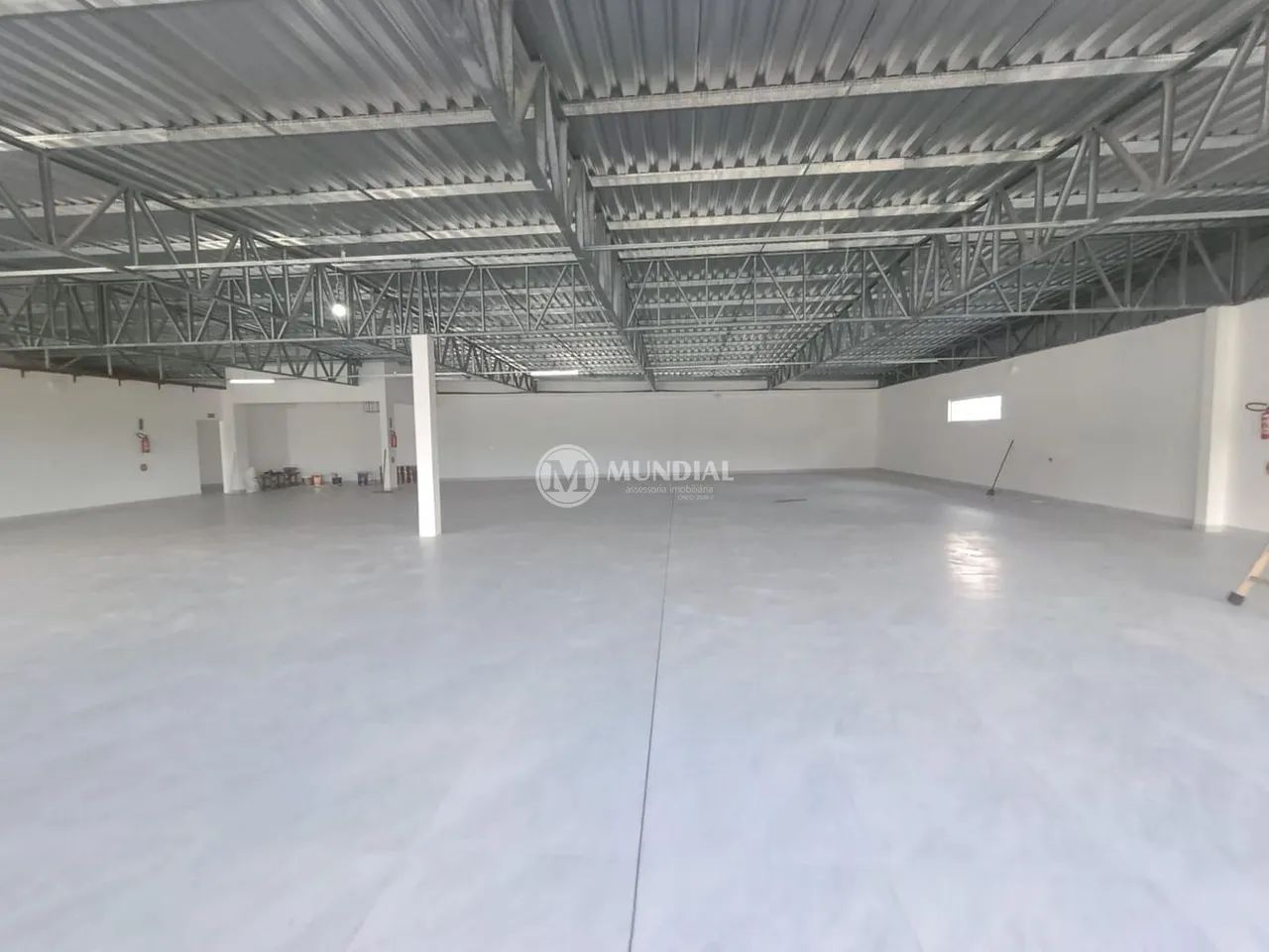 SALA COMERCIAL PARA LOCAÇÃO CENTRO DE CAMBORIÚ - Foto 3