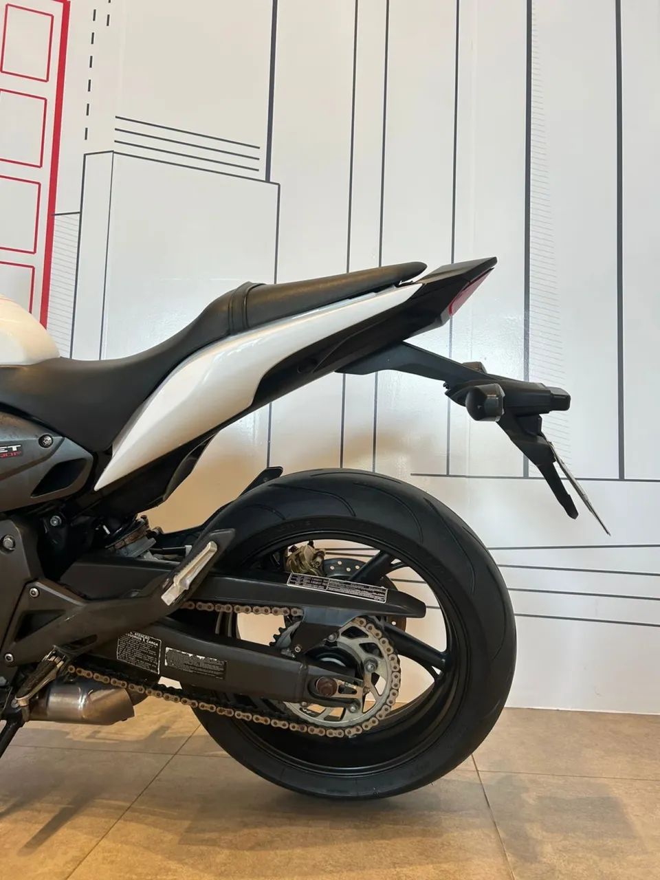 CB 600F - Foto 2