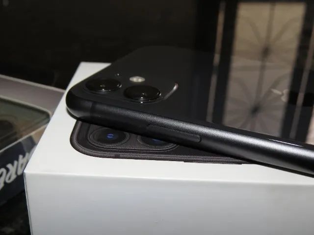 Apple iPhone 11 (128 Gb) - Preto (Usado) - Foto 2