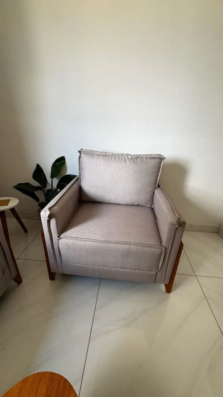 POLTRONA D33 EM LINHO E MADEIRA MACIÇA  - Foto 4
