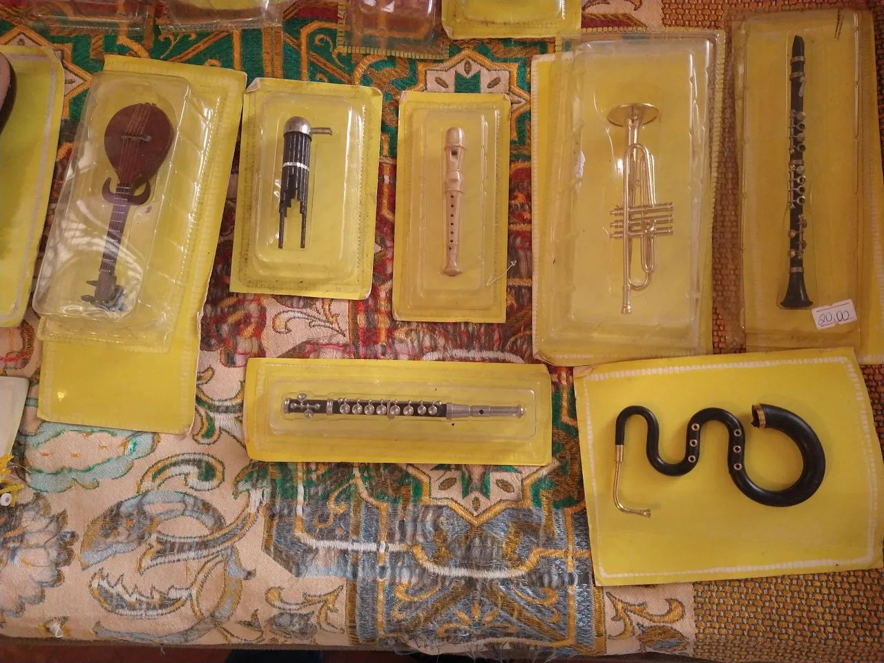 Miniaturas Instrumentos musicais  - Foto 3