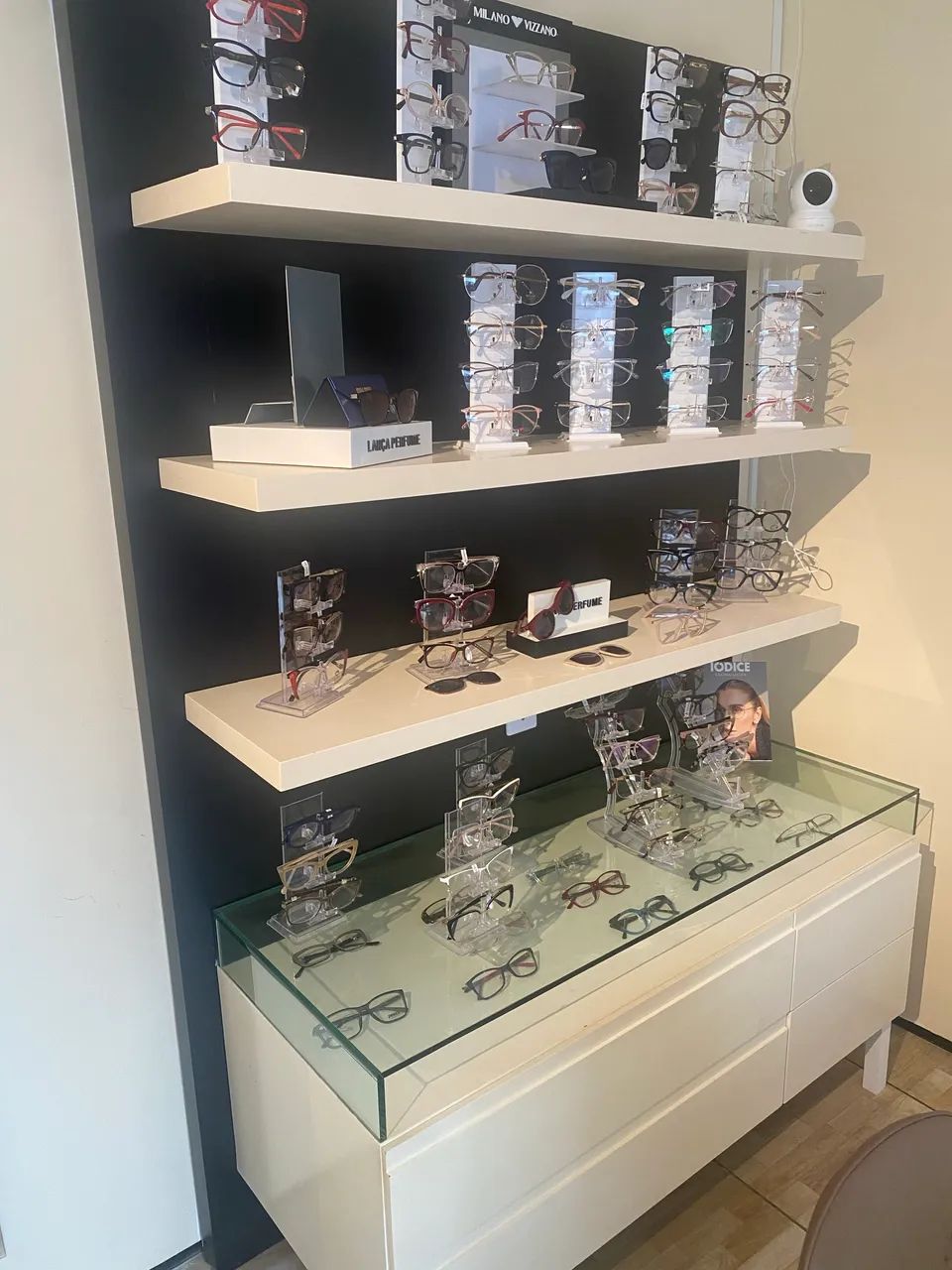 Móveis para ótica a venda  - Foto 2
