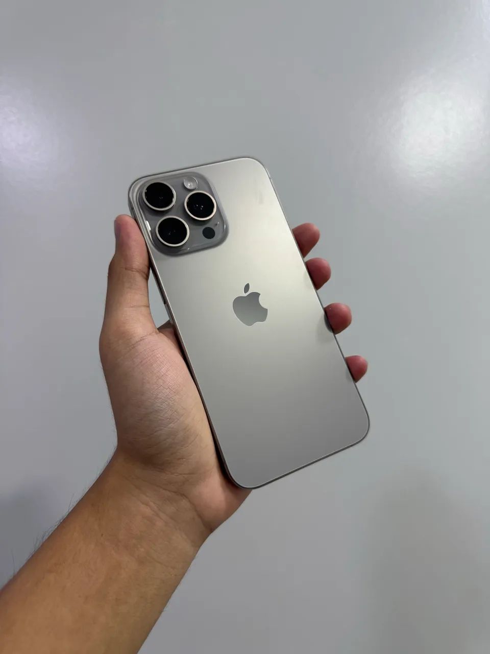 15 Pro Max