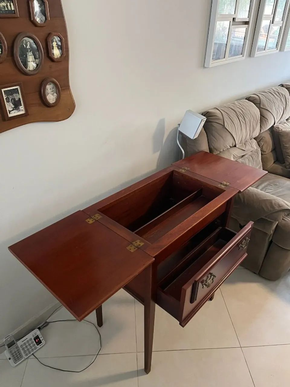 MESA CONSOLE EXPANSÍVEL EM MADEIRA MACIÇA - Foto 5