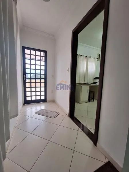Comercial/Industrial com 4 sala(s) no bairro Jardim Cuiabá em Cuiabá - MT - Foto 4