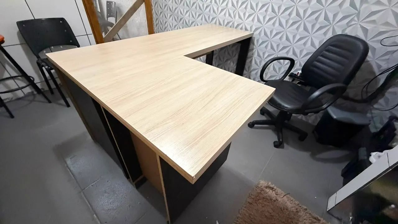Mesa pra escritório  - Foto 4