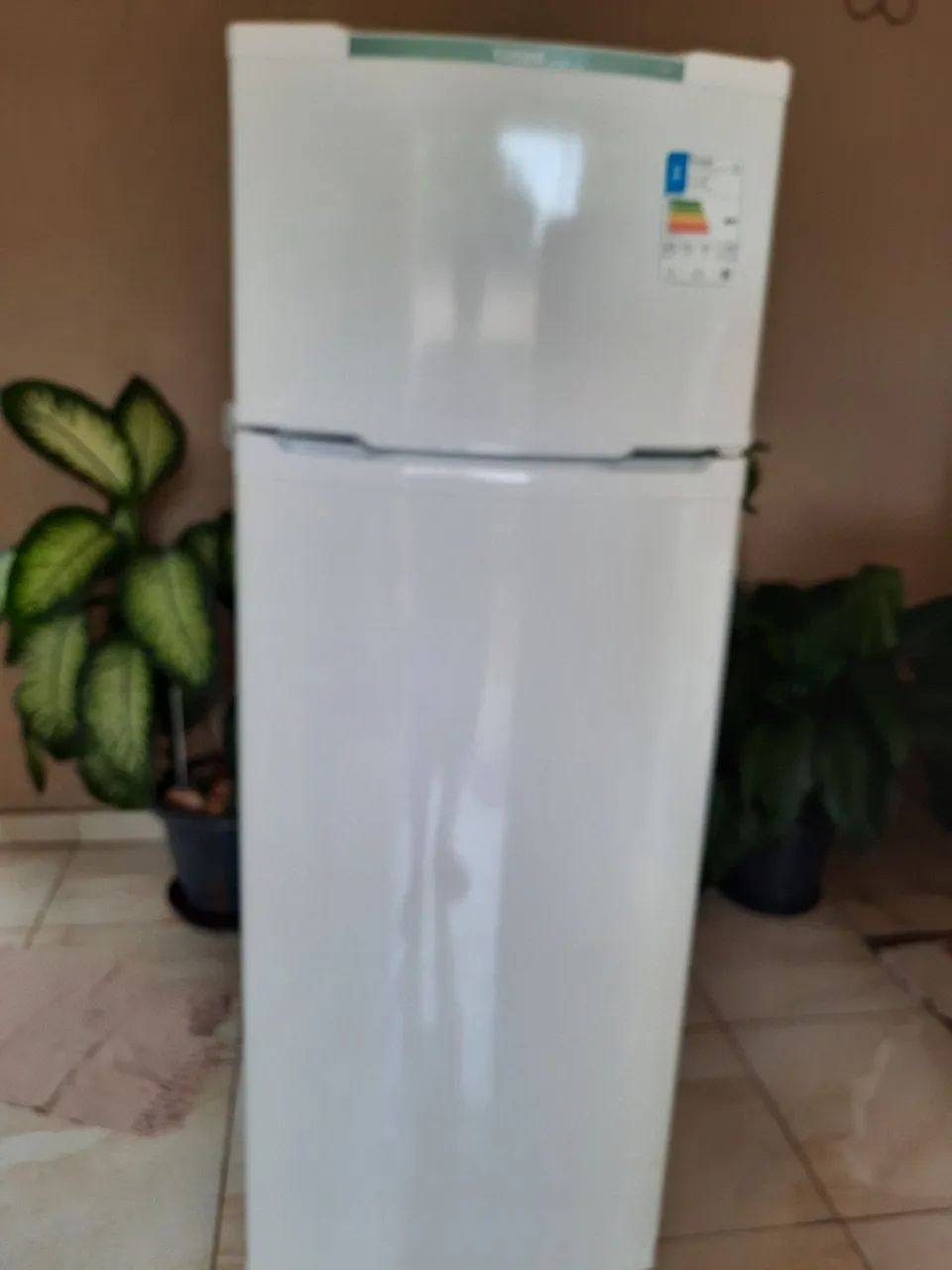 Geladeira Consul 360 litros  semi nova
