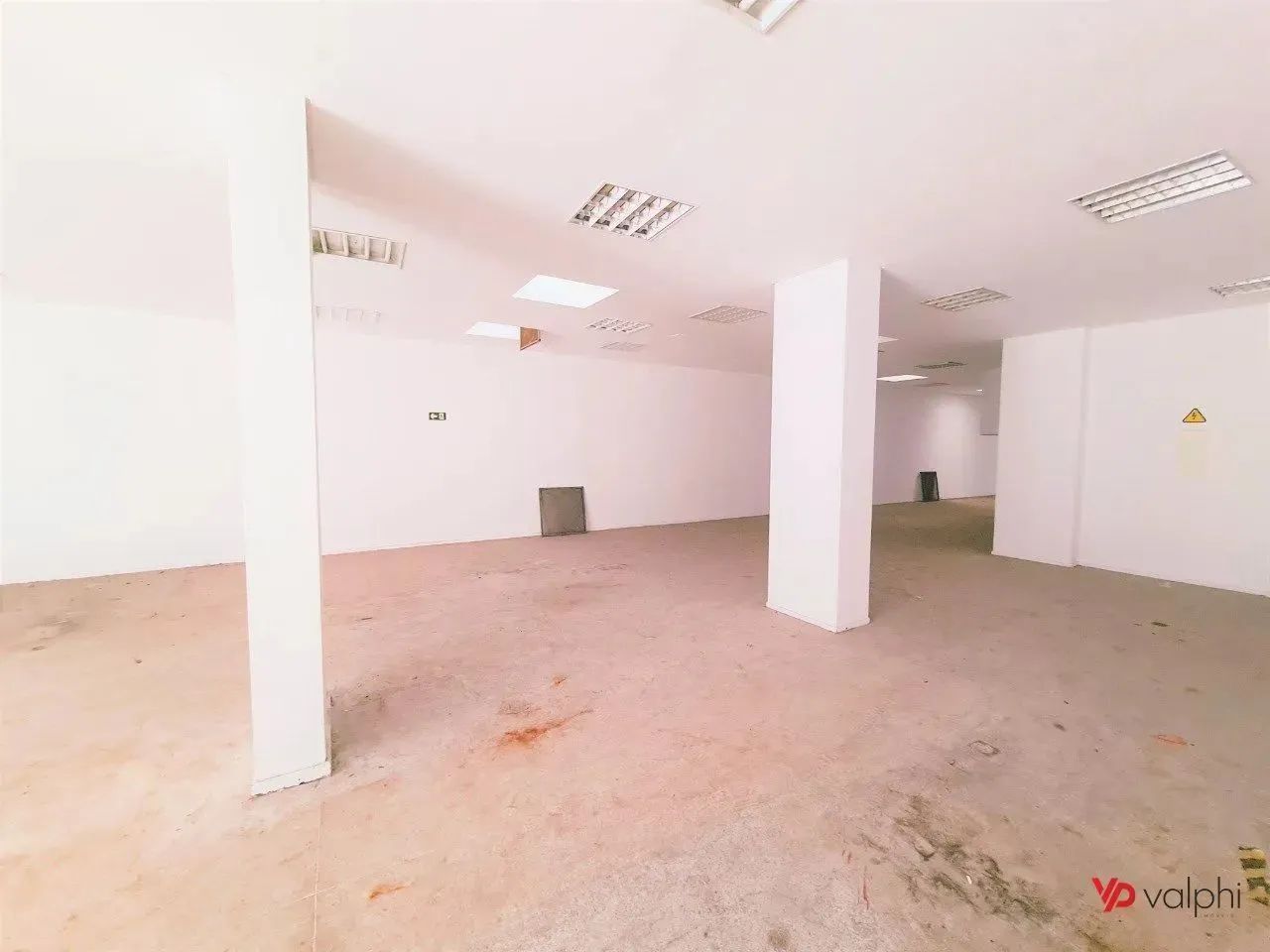 Loja térrea para alugar no Centro. - Foto 8