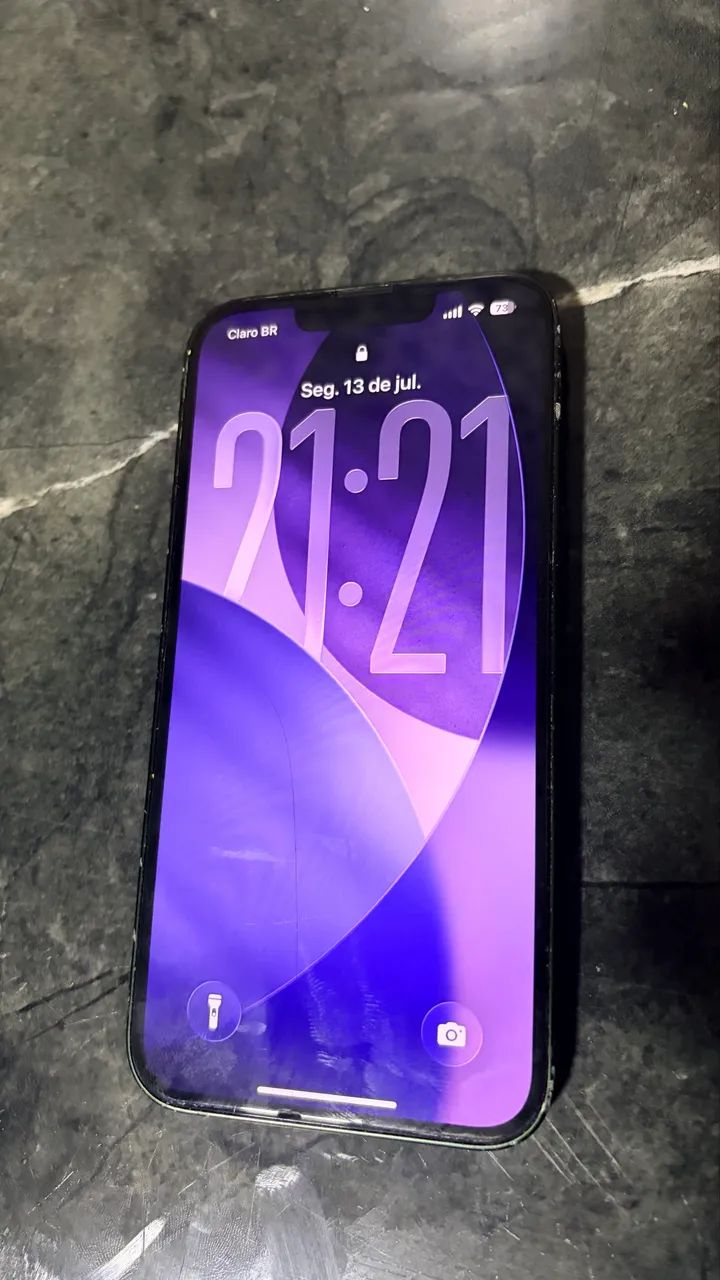 iPhone 13 