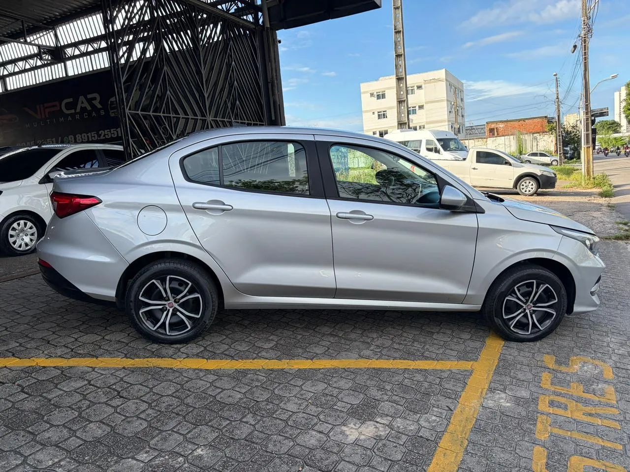 Fiat Cronos Drive 1.8 16V Flex AUT 2021 - Foto 3