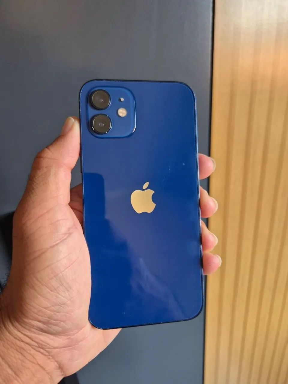 iPhone 12 