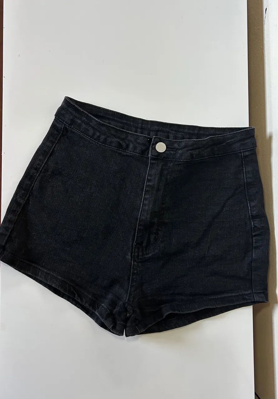 Short jeans preto