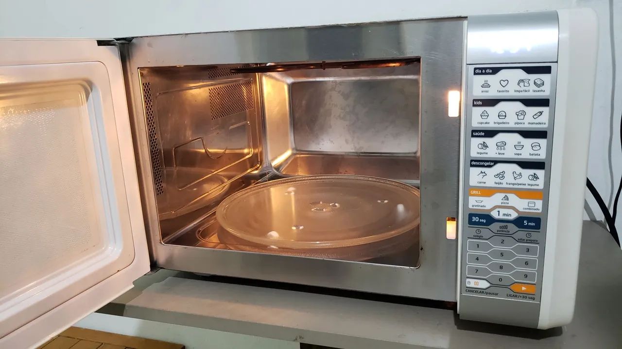 Microondas Inox Midea Grill 30L - Foto 2