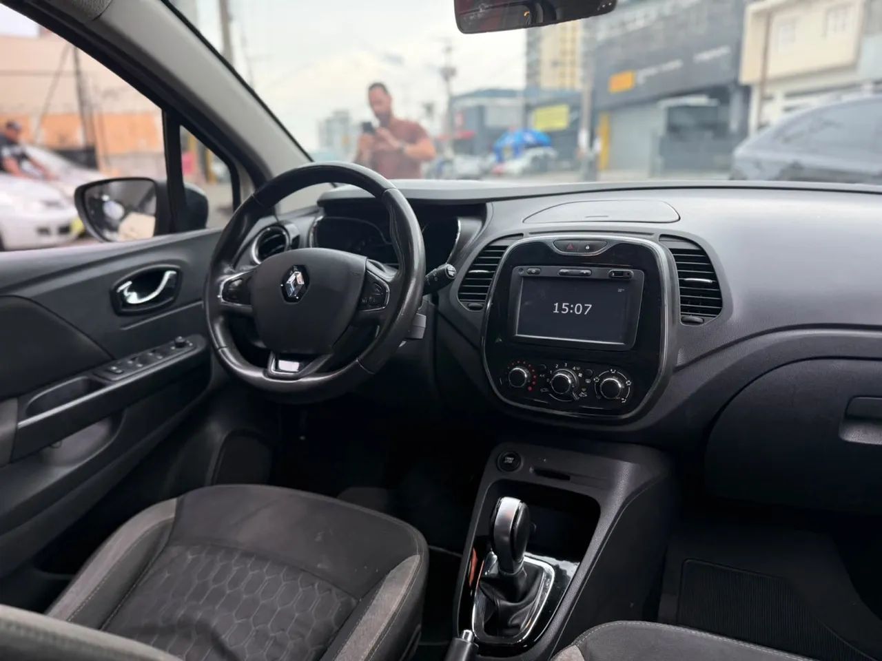 Renault Captur Zen 1.6 16V Flex 5p Aut., foto 18 de 18