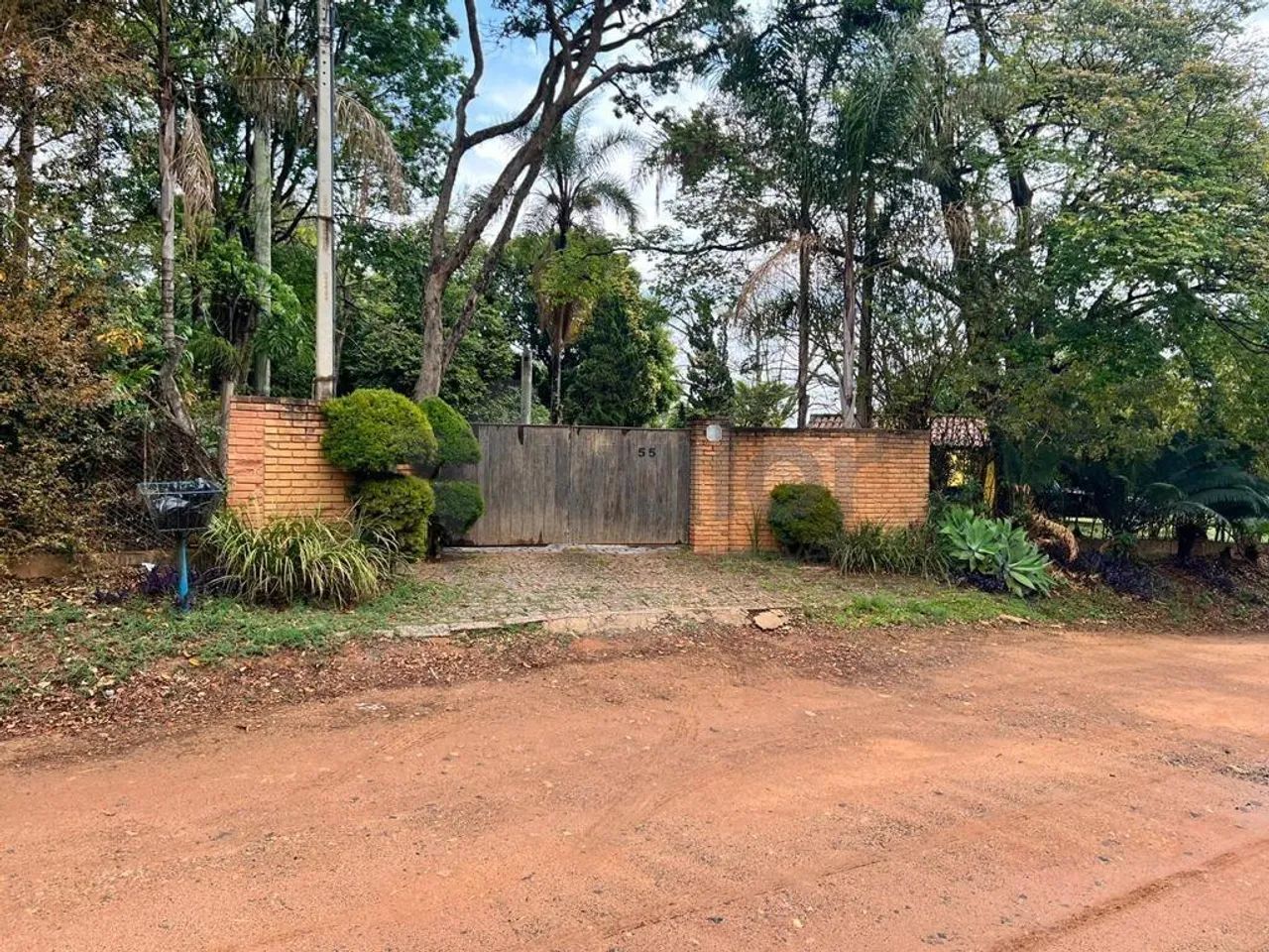 Chácara à venda em Valinhos, Dois Córregos, com 3 suítes, com 11600 m² - Foto 2