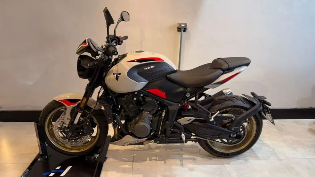 Triumph Trident 800 - Foto 4