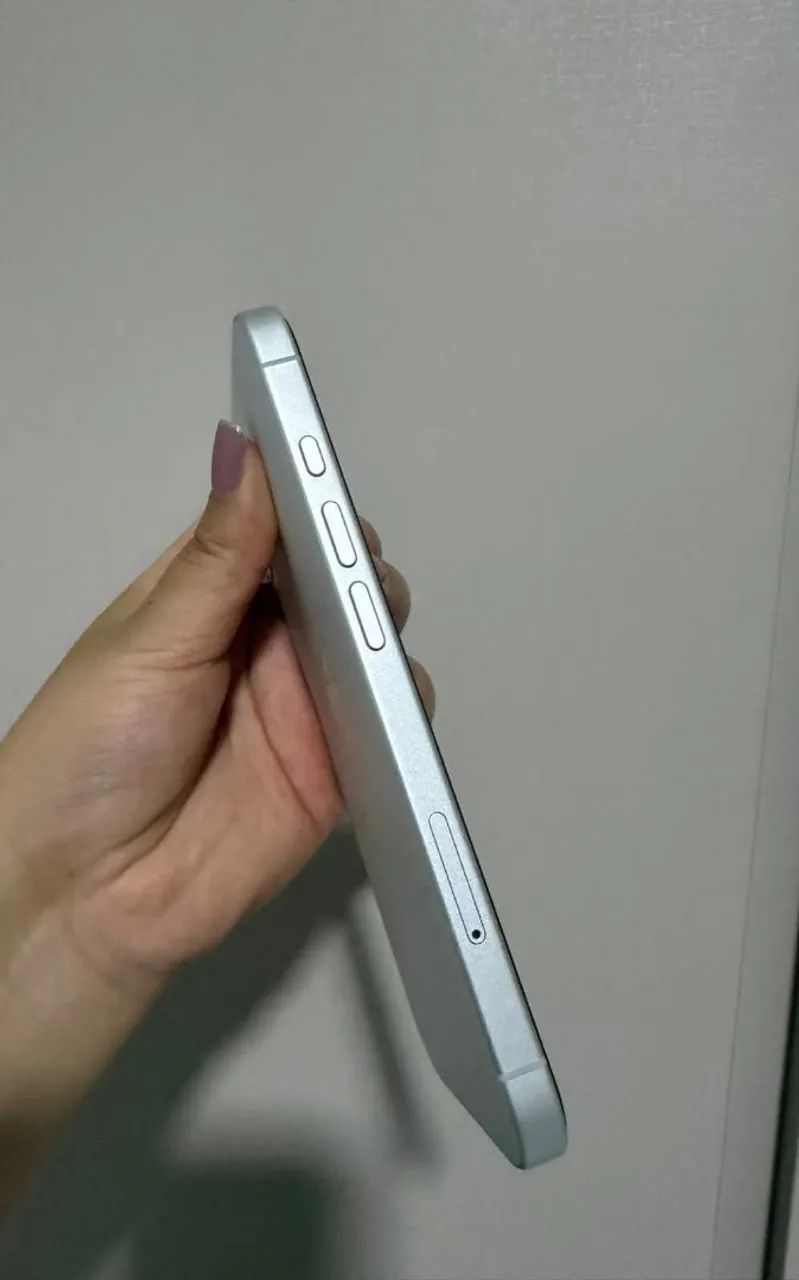 Iphone 16 -128 - Foto 2