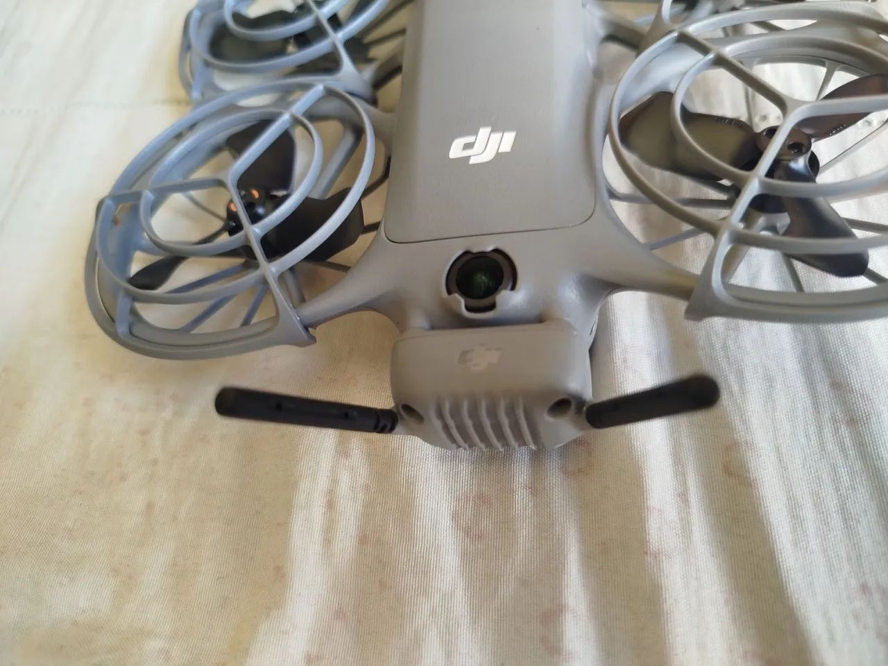 Dji neo2