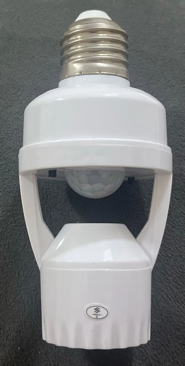 Lâmpada com sensor de presença.