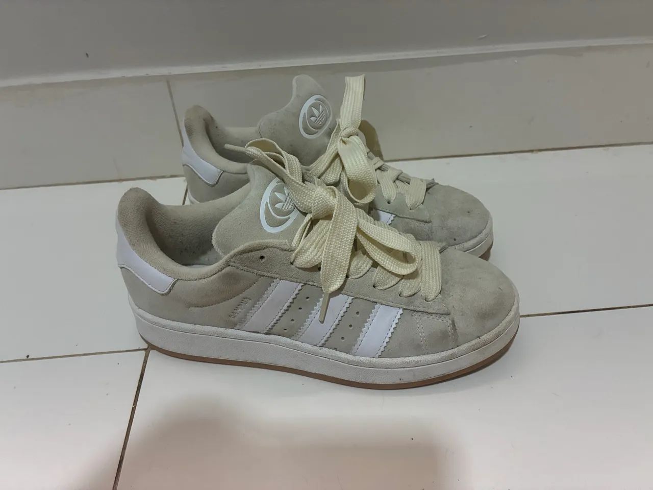 Tênis adidas campus 