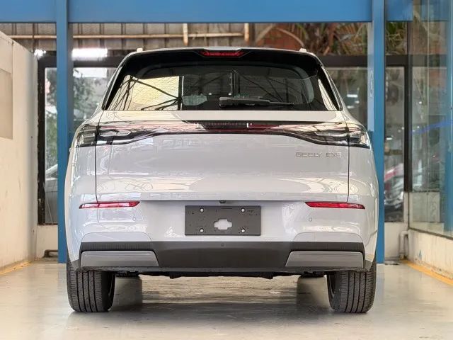Geely EX5 MAX (Elétrico), foto 4 de 16