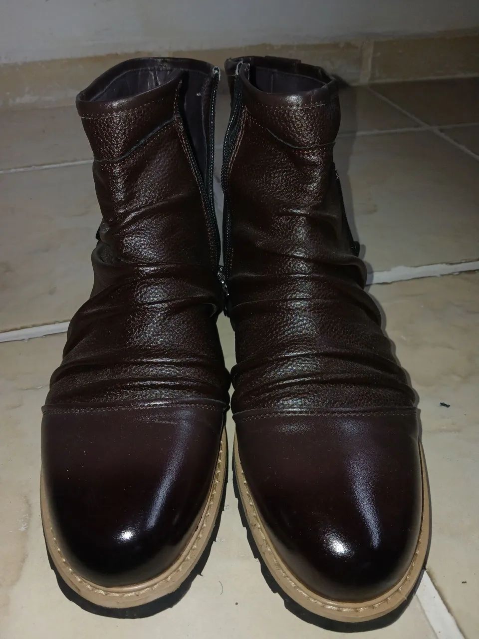 Bota masculina estilosa
