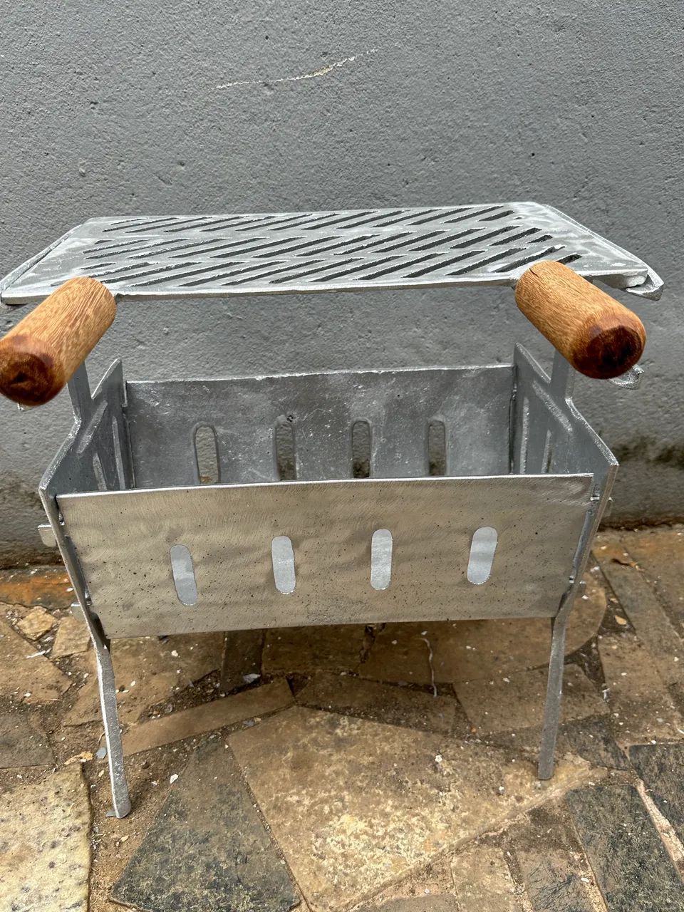 Churrasqueira de alumínio 