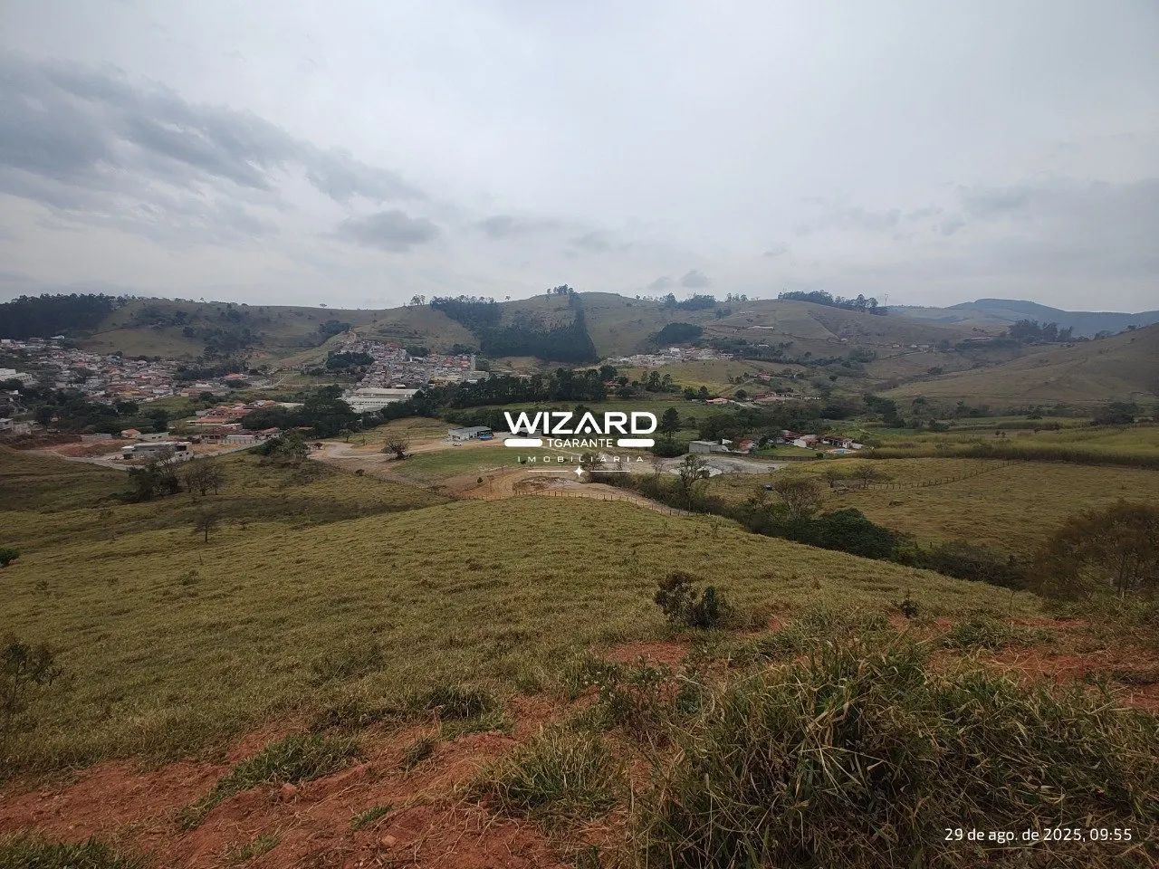 Área de 22.000 metros no centro de Piracaia e pronto para construir sua chácara - Foto 4