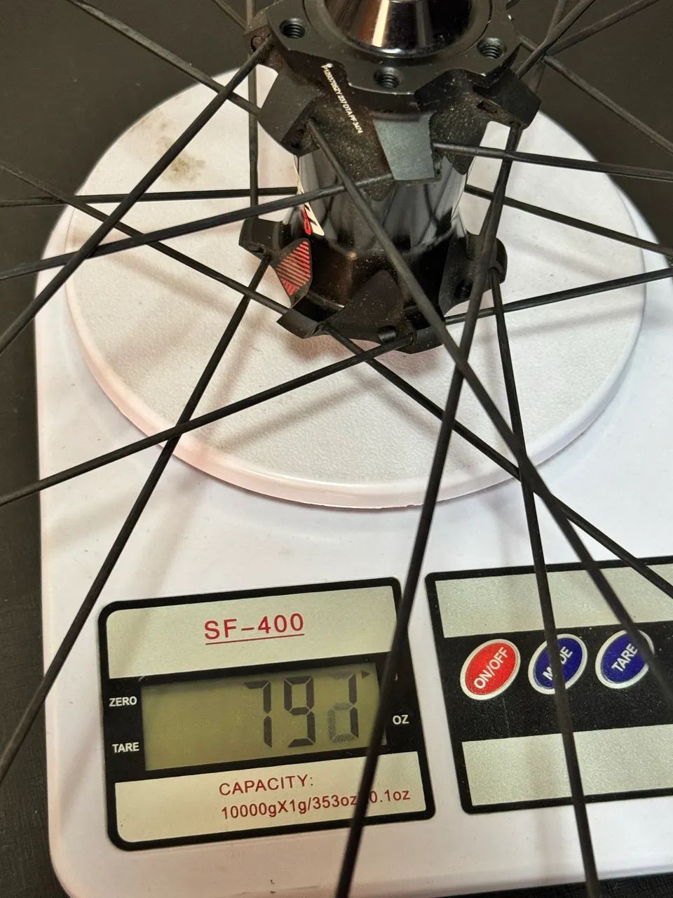 Roda carbono Mtb dianteira eixo blocagem - Foto 2
