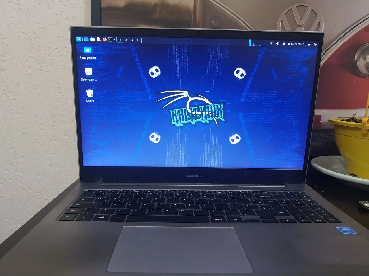 Notebook Samsung E20 Celeron 4GB RAM SSD NVMe - Funcionando - Foto 3