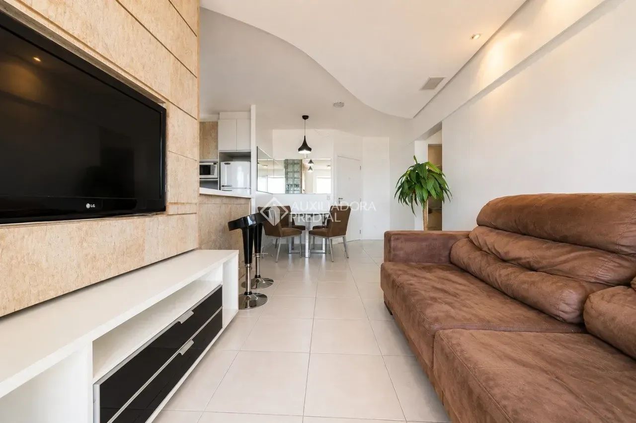 Imóvel para aluguel tem 70 metros quadrados com 2 quartos em Itacorubi - Florianópolis - S - Foto 2