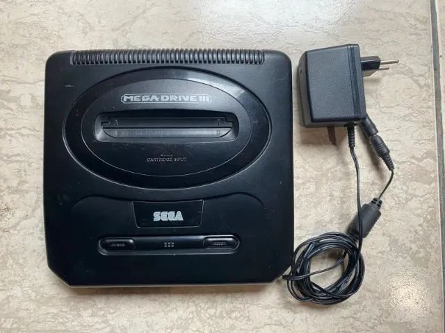 Mega Drive 3 entrada Sega CD, com fonte funcionando perfeitamente 