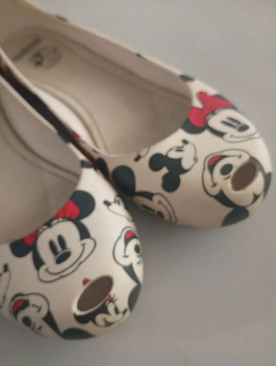 Melissa original Mickey mouse número 37 - Foto 4