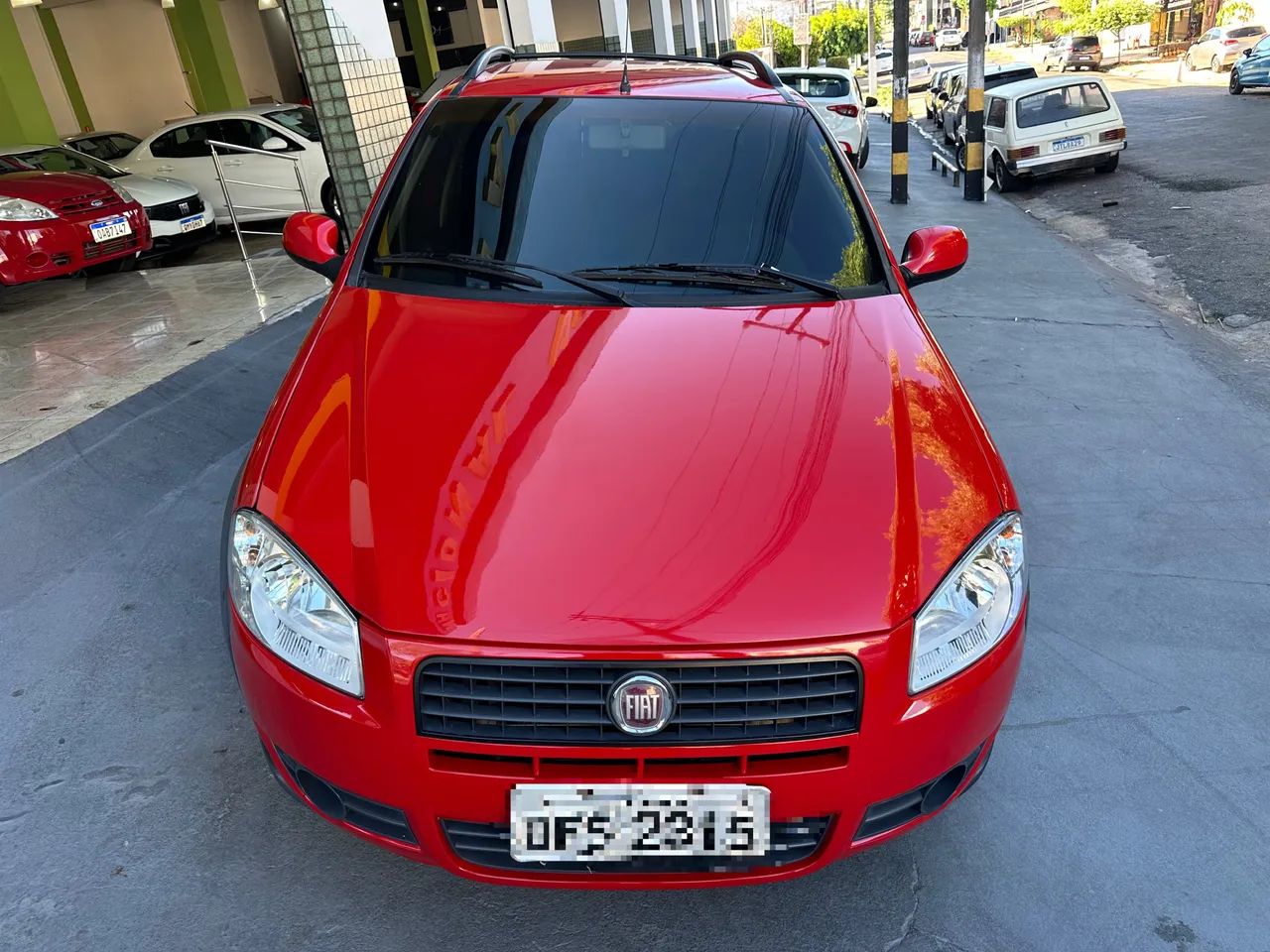 Fiat Strada Working Celeb.1.4 Fire Flex 8V CD 2013 - Foto 2