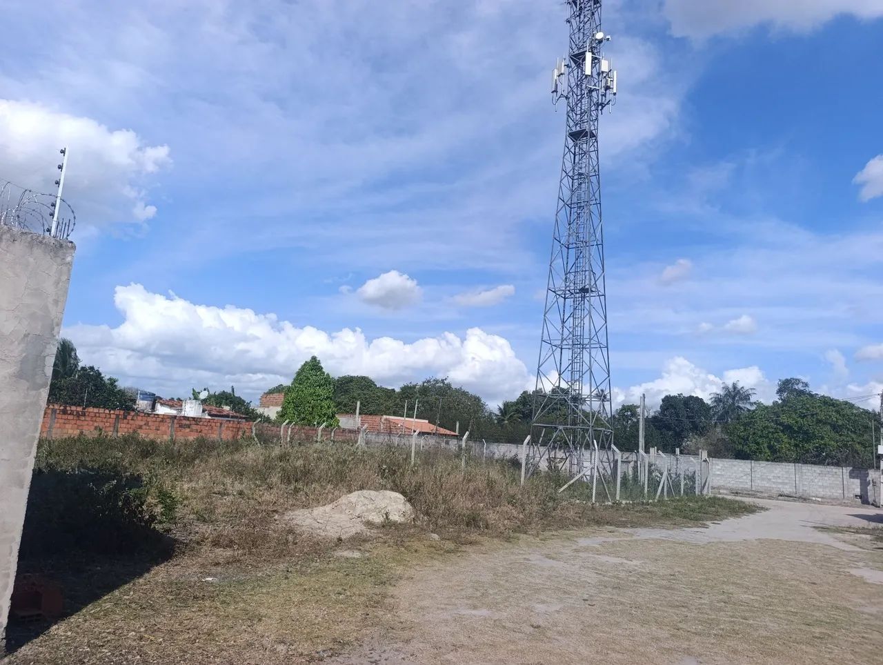 VENDO ESTE TERRENO PROXIMO NOIDE - Foto 4