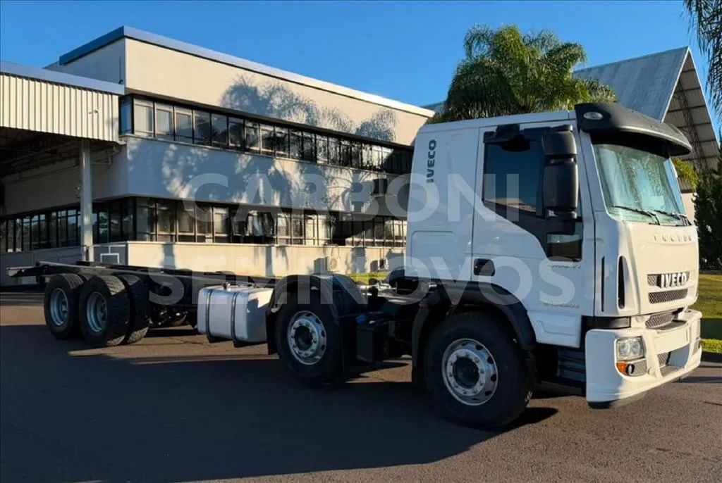 IVECO TECTOR 24E30 8X2 2018/2019 - Foto 3