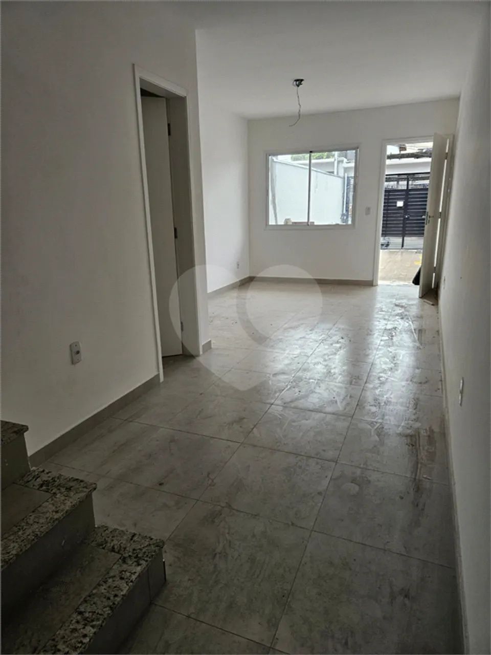 Sobrado novo com 2 suítes no Butantã