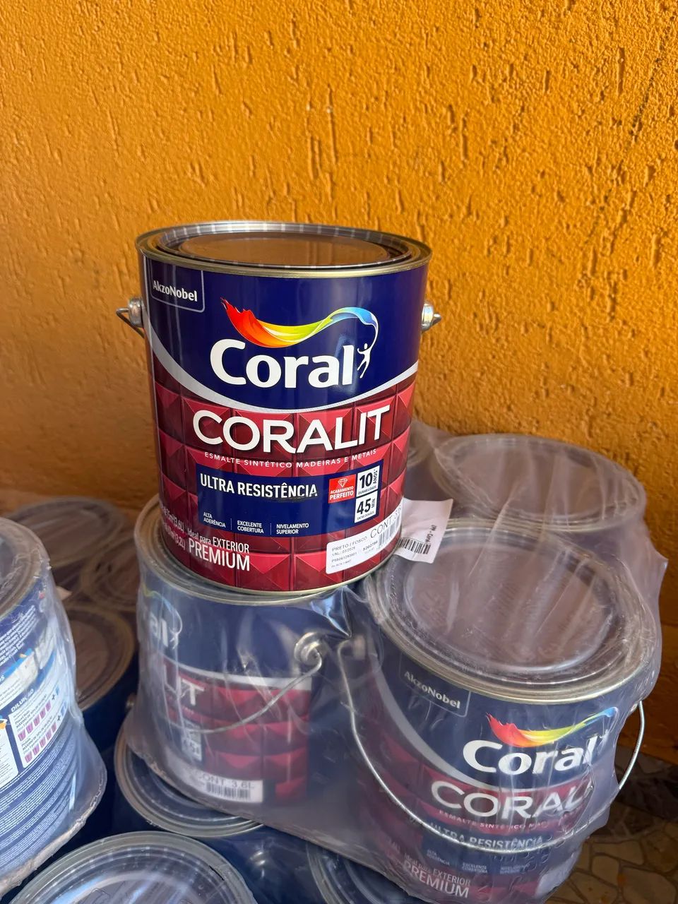 Tinta Coral Metais e Madeira Preto Fosco 3,6 - Foto 4