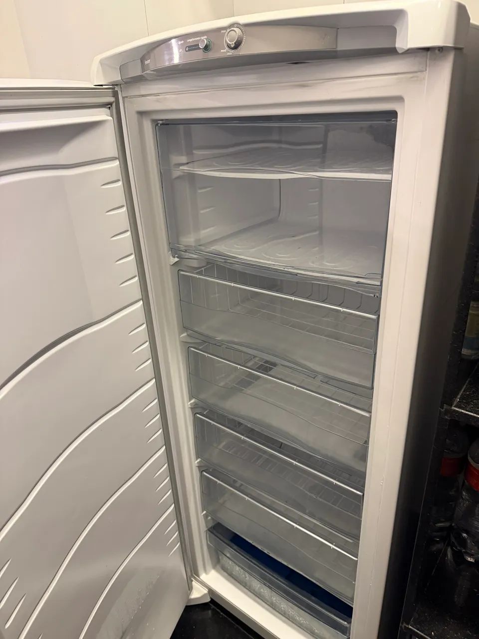 Freezer vertical Consul 231l branco - Foto 2