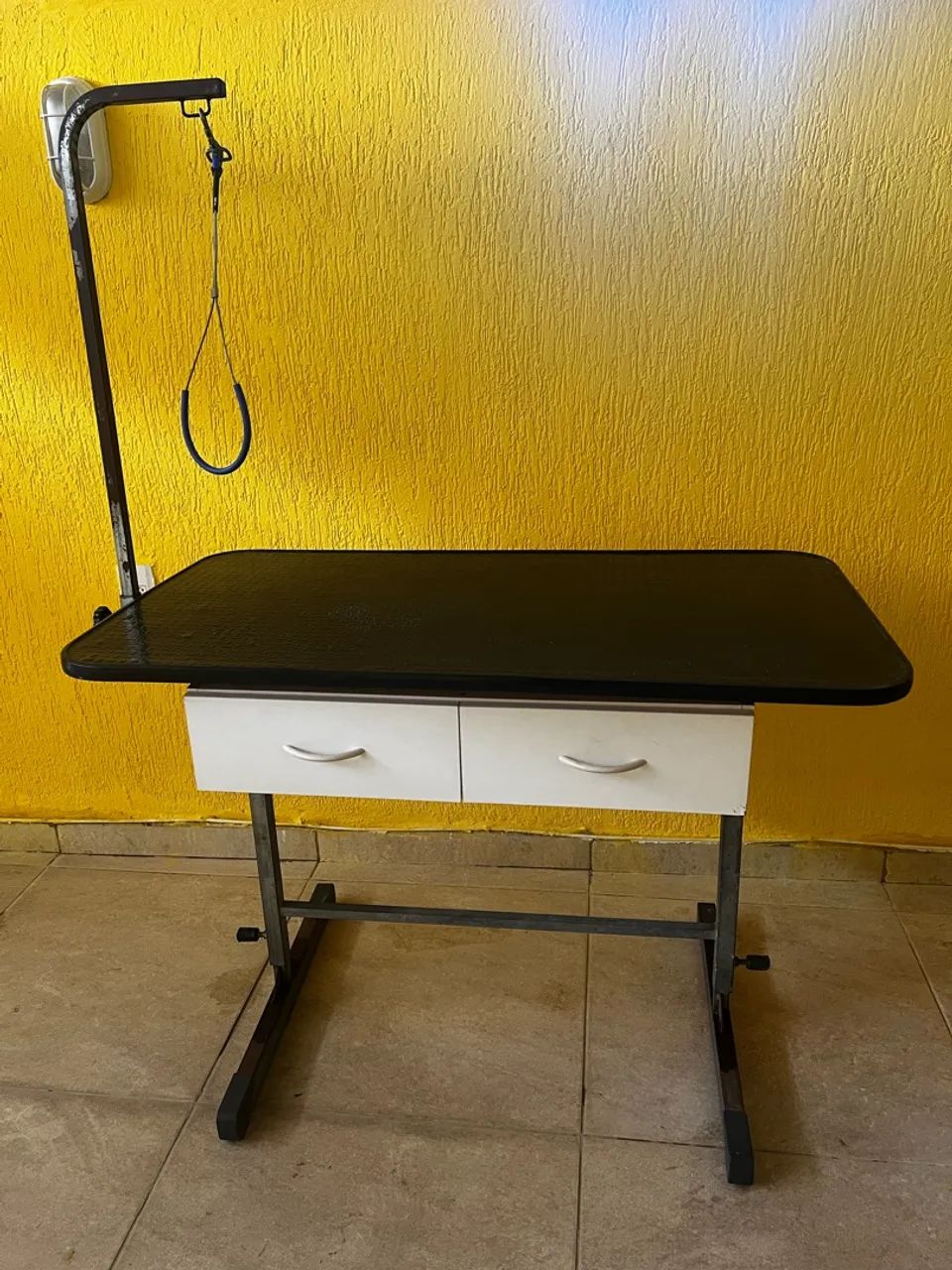 Mesa de Banho e Tosa com Girafa e 2 gavetas 