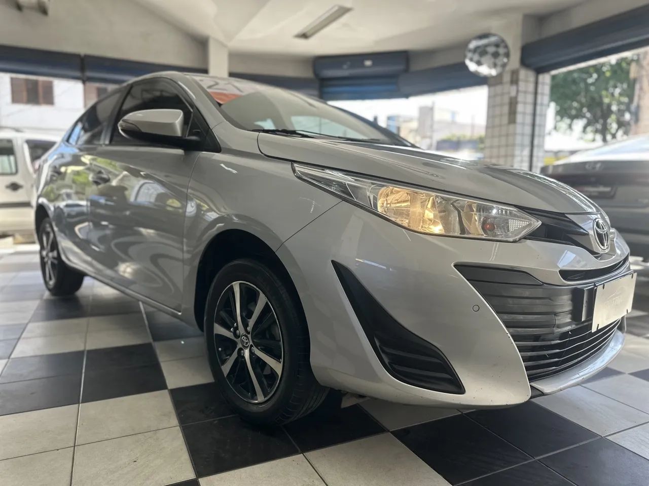 Toyota Yaris YARIS XL Live Sedan 1.5 Flex 16V 4p Aut. 2021