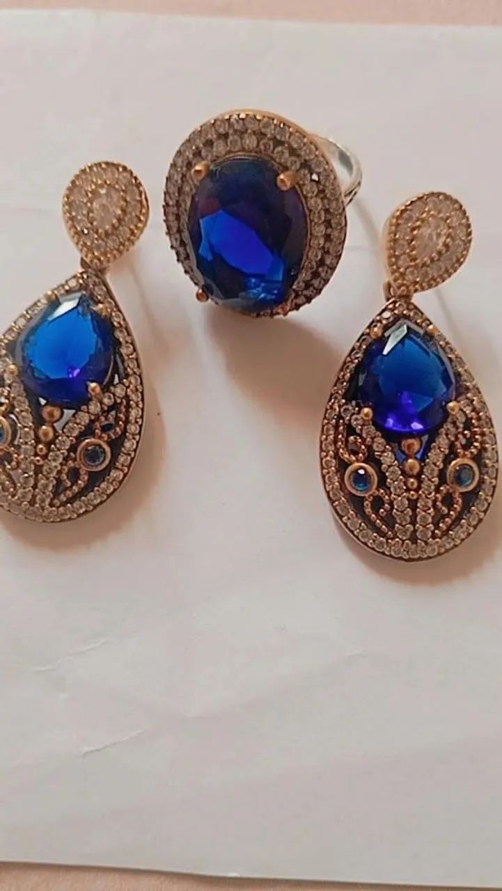 Conjunto prata/ouro/ brinco/anel  